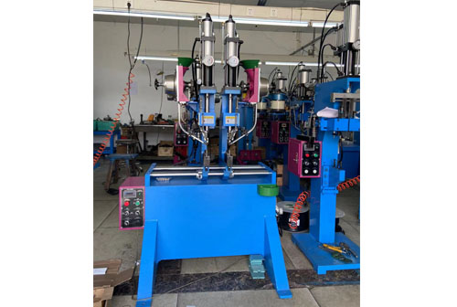 1679450082849277.jpg 2023-3-22 什么是空心鉚釘?空心鉚釘有哪些用途?.jpg